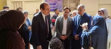 نائب وزير الصحة يتفقد مستشفى التحرير العام بالجيزة ويضع خطة عاجلة لانتظام عيادات التأمين الصحي