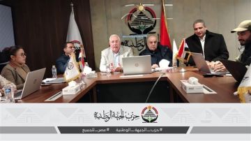 أمين الجبهة الوطنية يتواصل مع المرشحين لمتابعة الجولة الأخيرة من ماراثون الانتخابات أمين الجبهة الوطنية يتواصل مع المرشحين لمتابعة الجولة الأخيرة من ماراثون الانتخابات