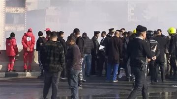 الهلال الأحمر المصري يساند جهود الحماية المدنية والإسعاف في حريق منطقة الزرايب