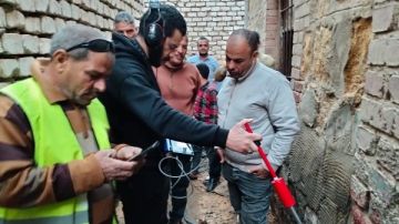 بني سويف.. وقف أعمال صب خرساني مخالف وأخذ عينة مياه لتحليها