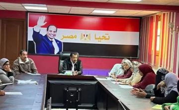 رئيس مدينة سفاجا يبحث مطالب المواطنين في لقائه الدوري