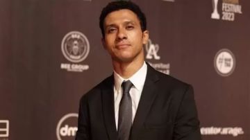 مسلسل بطل العالم.. إشادة خاصة من تامر حسني بأداء عصام عمر