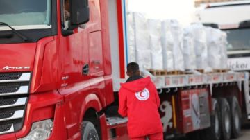 من مصر لغزة..7 آلاف طن مساعدات غذائية وبترولية وشتوية عبر قافلة زاد العزة 118