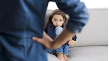 أستاذ علم نفس: تقمص الطفل للسلوكيات مؤشر صحي على نموه المعرفي