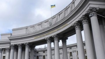 الخارجية الأوكرانية تستدعي السفير المجري بسبب تصريحات بودابست المعادية لكييف