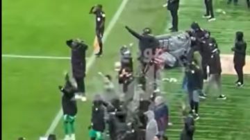 لحظات تحبس الأنفاس.. صدى البلد ترصد المشاهد الأخيرة على مقاعد بدلاء السنغال قبل التتويج باللقب