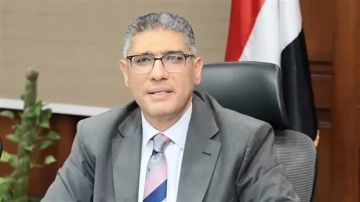 محافظ الجيزة يهنئ قداسة البابا تواضروس بعيد الميلاد المجيد