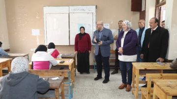 محافظ بني سويف يتابع ختام أعمال امتحانات الفصل الأول للشهادة الإعدادية