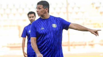 مدرب الإسماعيلي السابق: إمام عاشور أفضل لاعب في مصر.. وبيراميدز الأقرب للقب الدوري