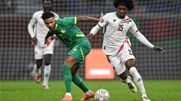 إليمان نداي يتقدم لـ السنغال أمام مالي في ربع نهائي كأس أمم أفريقيا
