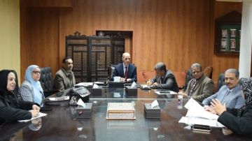 تشكيل مجالس الإدارة وهيئات التحرير لمجلات علمية مرموقة بجامعة بني سويف تشكيل مجالس الإدارة وهيئات التحرير لمجلات علمية مرموقة بجامعة بني سويف