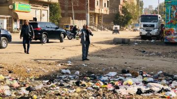 محافظ الدقهلية أثناء جولته بدكرنس يتفقد مخزن أسطوانات بوتاجاز عزبة أبو سليمان