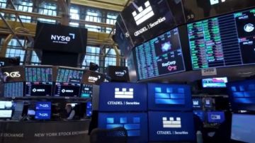 أسواق الائتمان العالمية تسجل أعلى المستويات منذ 20 عاما