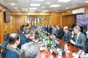 البترول المصرية تعلن بدء حفر أول بئر بحقل غاز غرب مينا الشهر المقبل البترول المصرية تعلن بدء حفر أول بئر بحقل غاز غرب مينا الشهر المقبل