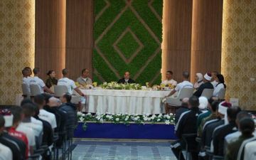 السيسي: العالم يمر بأزمات وحرب غزة توقفت بتدخل ترامب وملف إيران يتطلب حوارا