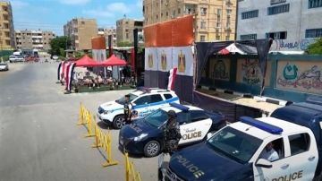 ضبط 49 شخصا لمحاولتهم دفع الناخبين للتصويت لعدد من المرشحين بـ 7 محافظات ضبط 49 شخصا لمحاولتهم دفع الناخبين للتصويت لعدد من المرشحين بـ 7 محافظات