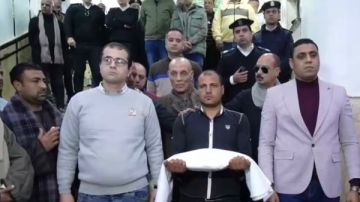 بتقديم كفن.. أمن المنيا ينهي خصومة ثأرية بين عائلتي ملوي.. صور