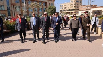 محافظ المنوفية ورئيس الجامعة يتفقدان فعاليات الدورة التدريبية لطلاب الأهلية .. صور