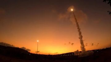 مسؤول إسرائيلي سابق: تل أبيب سترد بقوة على طهران دون ضبط النفس الأمريكي