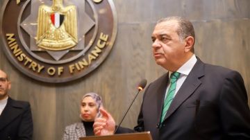 نائب وزير المالية: تعزيز جهود خفض زمن وتكاليف الإفراج الجمركي لتيسير حركة التجارة