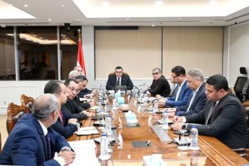 وزير الإسكان يتابع الموقف التنفيذي للمشروعات ومنظومة الصيانة ورفع الكفاءة في مدينة الشروق وزير الإسكان يتابع الموقف التنفيذي للمشروعات ومنظومة الصيانة ورفع الكفاءة في مدينة الشروق