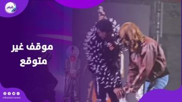 بسبب قبله وحذاء.. محمد رمضان يوقف حفله في استاد القاهرة