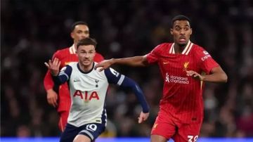 مواعيد مباريات اليوم الأحد 4 يناير 2026 والقنوات الناقلة