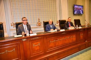 وزير التموين يستعرض أمام لجنة الصناعة والتجارة بمجلس الشيوخ خطة الوزارة لاستقبال شهر رمضان وزير التموين يستعرض أمام لجنة الصناعة والتجارة بمجلس الشيوخ خطة الوزارة لاستقبال شهر رمضان