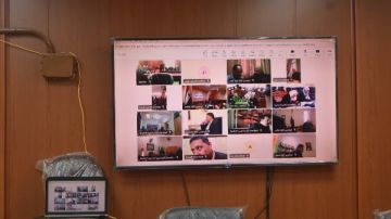 وكيل تعليم الدقهلية يتابع امتحانات صفوف النقل من غرفة العمليات المركزية ويشدد على الانضباط وكيل تعليم الدقهلية يتابع امتحانات صفوف النقل من غرفة العمليات المركزية ويشدد على الانضباط