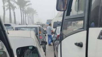 بسبب الشبورة الكثيفة.. الإسكندرية تغلق الطريق الصحراوي وتحذر السائقين