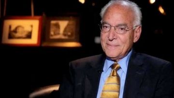 فاروق الباز: الأرض هي الكوكب الوحيد القادر على احتضان الحياة فاروق الباز: الأرض هي الكوكب الوحيد القادر على احتضان الحياة