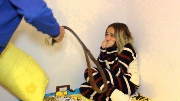 قالت لزميلها بحبك.. اعترافات موظف هشم رأس ابنته بتوكة حزام