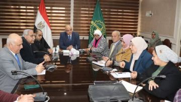 محافظ القليوبية يترأس اجتماعا موسعا لتحديث المخطط الاستراتيجي لمدينة الخصوص محافظ القليوبية يترأس اجتماعا موسعا لتحديث المخطط الاستراتيجي لمدينة الخصوص