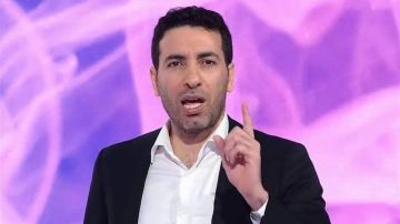 هاخد فلوسي من عين الأهلي .. أحمد موسى يكشف سر هروب أبو تريكة للخارج