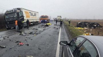 حادث مأساوي يودي بحياة 7 من مشجعي باك في رومانيا حادث مأساوي يودي بحياة 7 من مشجعي باك في رومانيا