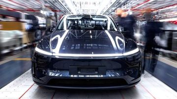 صدمة بالأرقام حوادث سيارات تسلا ذاتية القيادة أصبحت قاتلة