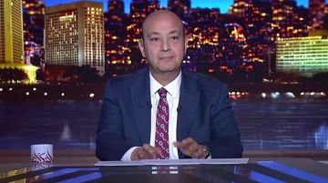 عمرو أديب يعتذر على الهواء عن خطأ أثار ضجة واسعة في مصر