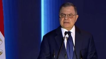 مناسبة وطنية خالصة.. رئيس حزب التجمع يهنىء وزير الداخلية بعيد الشرطة