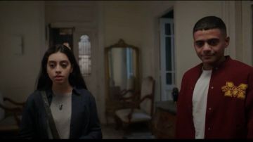 مواجهة مصيرية في ميد ترم .. انكشاف هوية تيا يغير مجرى الأحداث مواجهة مصيرية في ميد ترم .. انكشاف هوية تيا يغير مجرى الأحداث