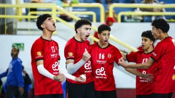 الأهلي يتوج بطل دوري المرتبط لكرة الطائرة رجال