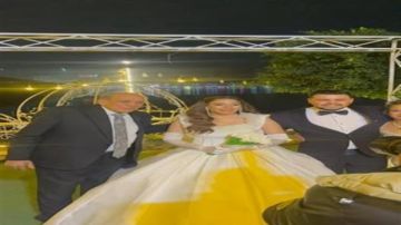 بأجواء عائلية.. منير مكرم يحتفل بزفاف ابنته يارا بأجواء عائلية.. منير مكرم يحتفل بزفاف ابنته يارا