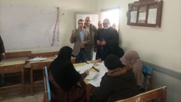 وكيل تعليم كفر الشيخ يتفقد أعمال تصحيح امتحانات الشهادة الإعدادية صور
