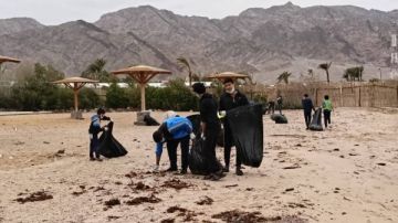 السباق من أجل الهواء.. نويبع تطلق حملة بيئية لتنظيف الشواطئ وحماية البحر السباق من أجل الهواء.. نويبع تطلق حملة بيئية لتنظيف الشواطئ وحماية البحر