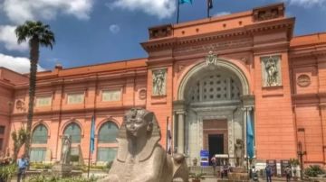 تفاصيل إنقاذ قوات الصاعقة لتوت عنخ آمون من السرقة خلال أحداث يناير