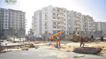 جولة ميدانية لرئيس العلمين الجديدة لمتابعة تنفيذ توجيهات وزير الإسكان بكمبوند مزارين جولة ميدانية لرئيس العلمين الجديدة لمتابعة تنفيذ توجيهات وزير الإسكان بكمبوند مزارين