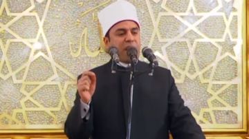 خطيب الجمعة: الساعي في أمن الوطن وحفظه مجاهد في سبيل الله