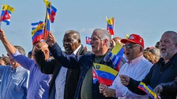 هافانا تشتعل بعد اعتقال مادورو.. الرئيس الكوبي يقود تظاهرات غاضبة ويطالب أمريكا اللاتينية بجبهة موحدة ضد واشنطن