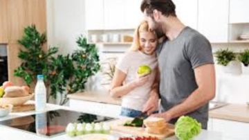 البرتقال والكيوي الأبرز.. أطعمة تقلل الأكسدة وتحسن خصوبة الرجال والنساء .. نصيحة خبير التغذية لتحقيق السعادة الزوجية