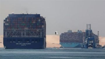 المركزي: إيرادات قناة السويس ترتفع 12.4 و تحويلات المصريين تقفز 29.8 في الربع الأول