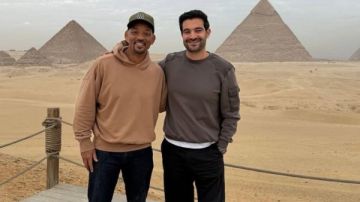النجم العالمي ويل سميث يزور الاهرامات .. شاهد النجم العالمي ويل سميث يزور الاهرامات .. شاهد